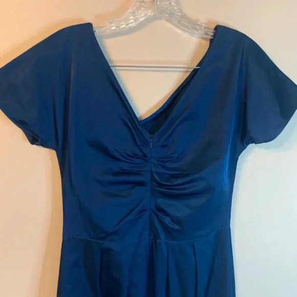 Vera Wang Lavender Label Royal Blue V-Neck Short Sleeve Dress 4 - Picture 6 of 13
